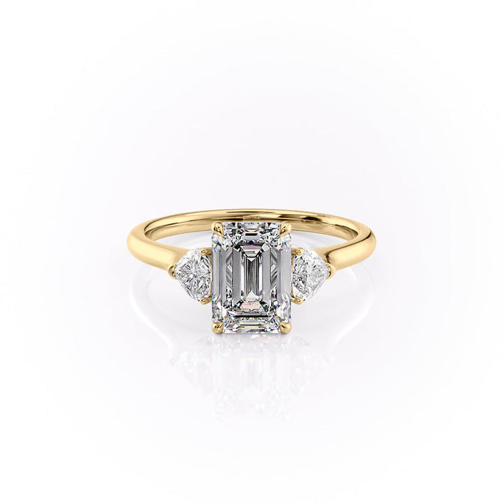 The Hearts Liv Set With A 2 Carat Emerald Lab Diamond
