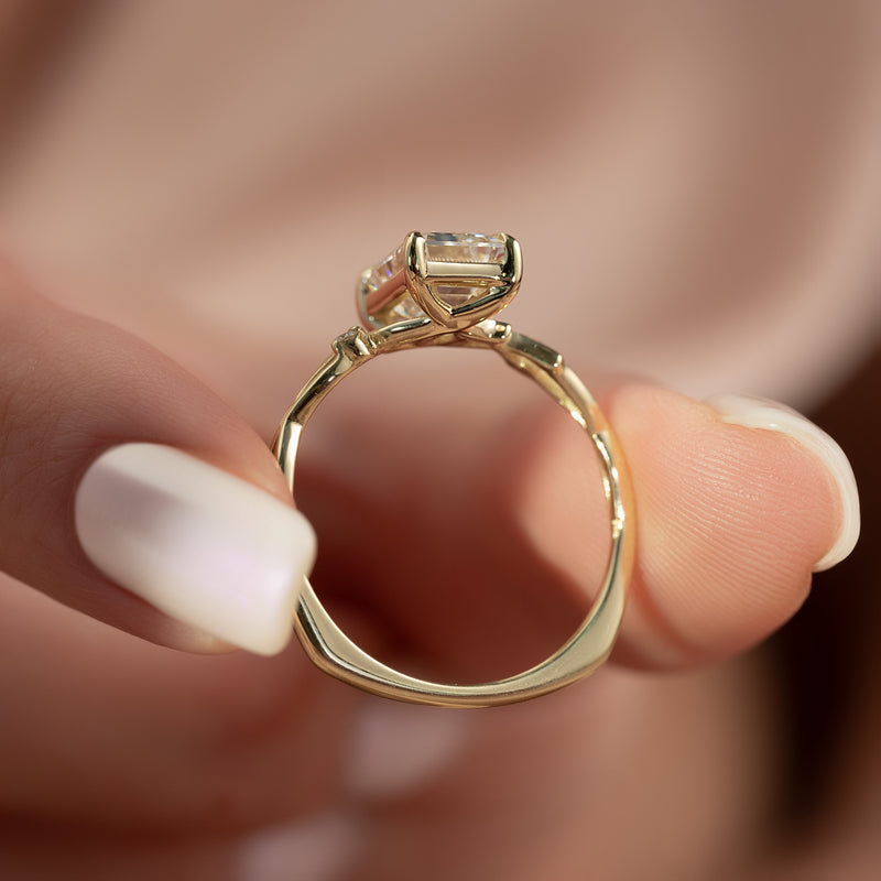 The Twig Set With A 2 Carat Emerald Lab Diamond