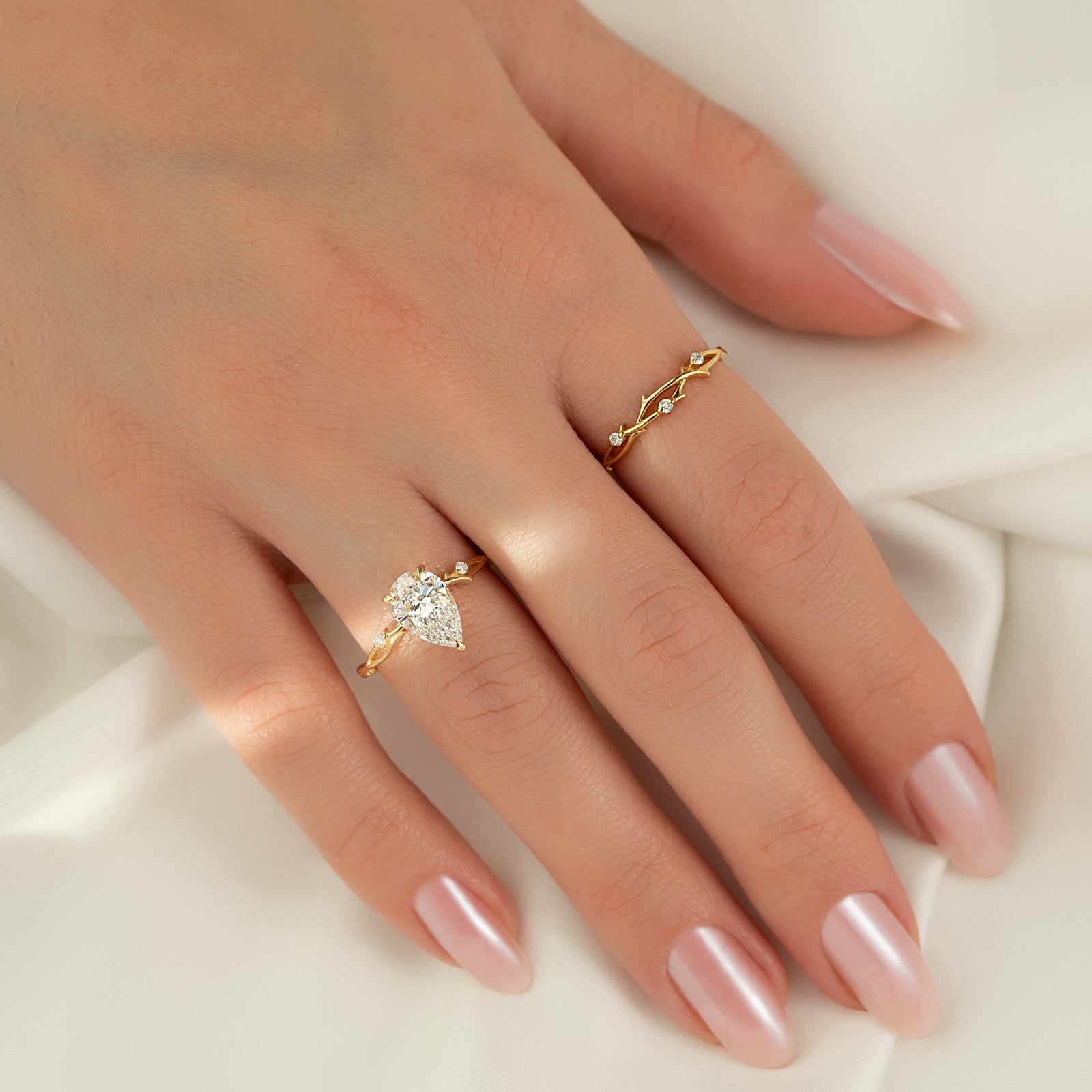 The Twig Set With A 2 Carat Pear Lab Diamond