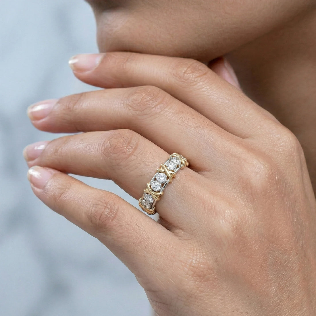 Sixteen Stone Classic Band Ring
