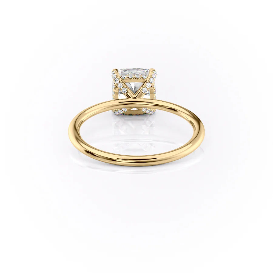 The Crown Kamellie Set With A 2 Carat Cushion Lab Diamond