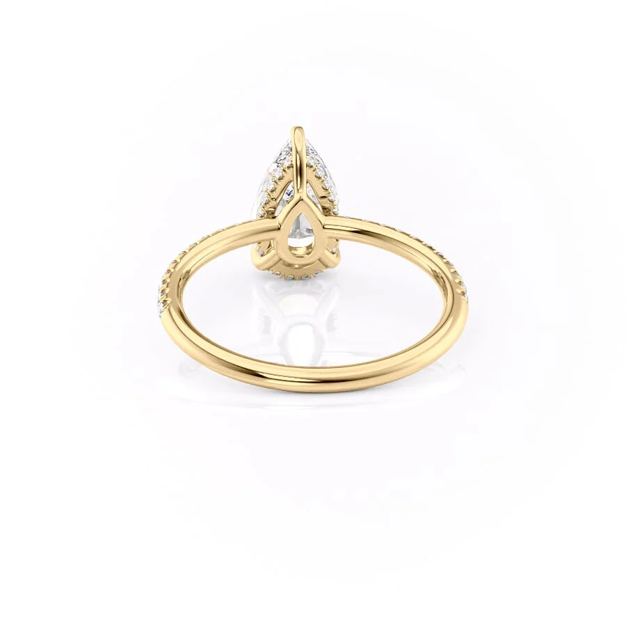 The Low Profile Kamellie Set With A 2 Carat Pear Lab Diamond