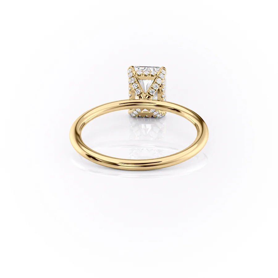 The Crown Kamellie Set With A 2 Carat Radiant Lab Diamond