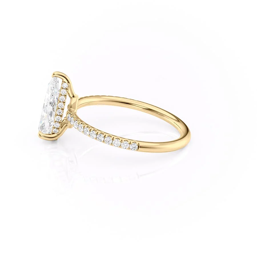 The Low Profile Kamellie Set With A 2 Carat Pear Lab Diamond