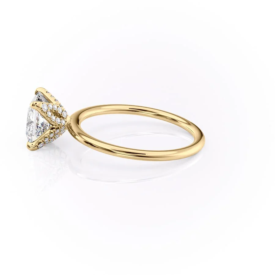 The Petal Kamellie Set With A 2 Carat Princess Lab Diamond