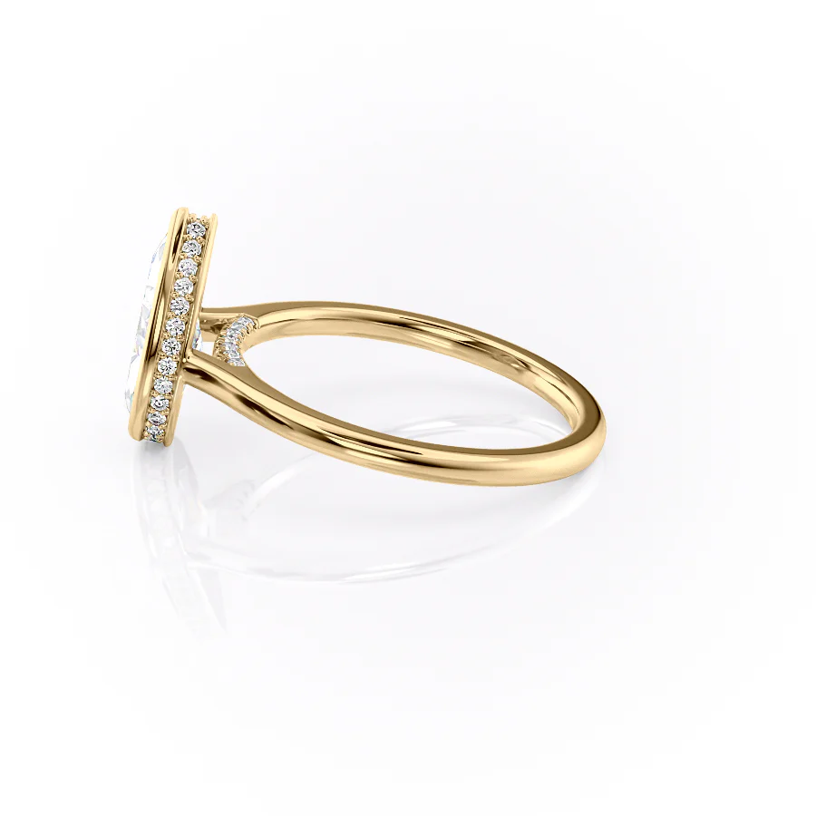 The Charlotte Set With A 2 Carat Pear Lab Diamond