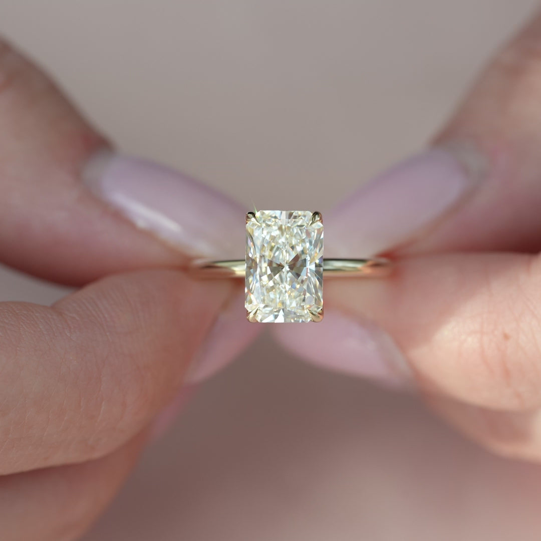 The Alison Set With A 2 Carat Radiant Lab Diamond