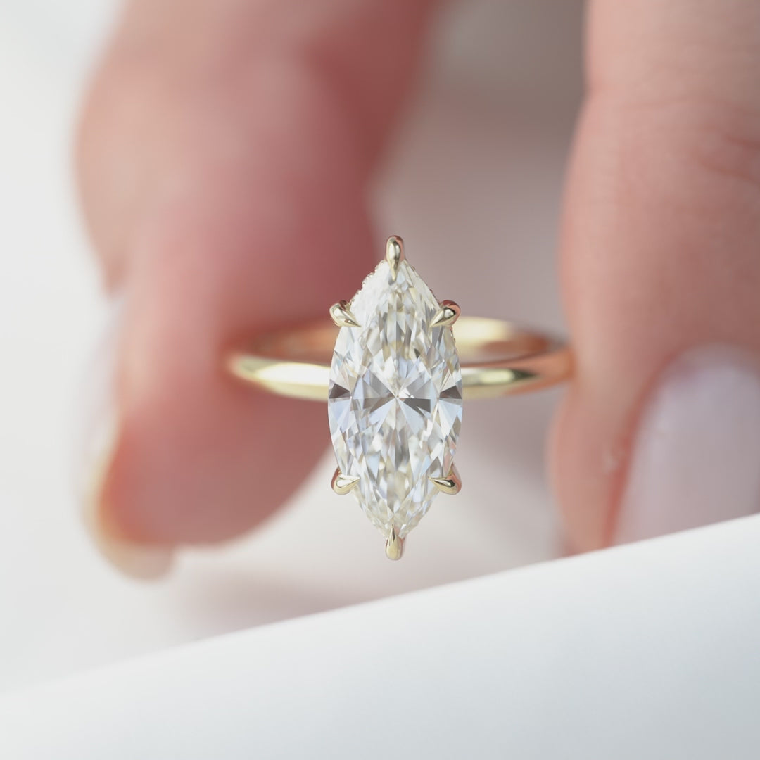 The Razor Kamellie Set With A 2 Carat Marquise Lab Diamond
