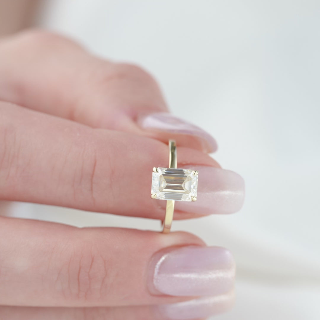 The Eleanor Set With A 2 Carat Emerald Lab Diamond