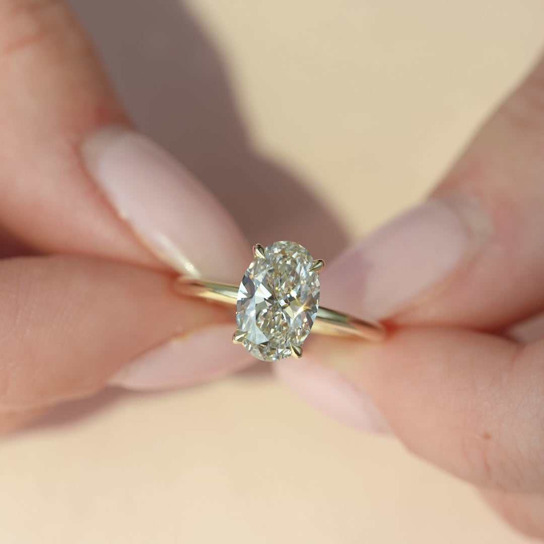 The Kamellie Set With A 2 Carat Oval Lab Diamond