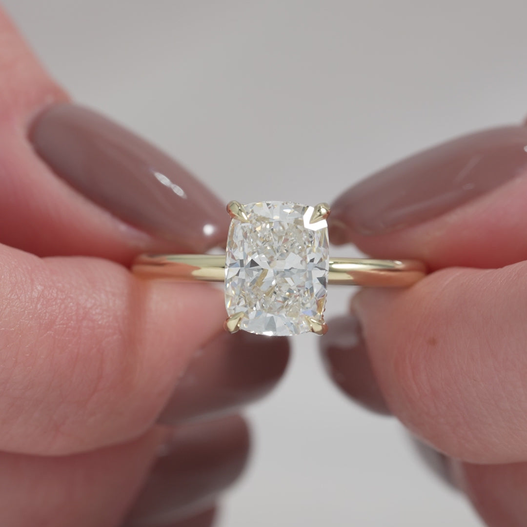 The Kamellie Set With A 2 Carat Elongated Cushion Lab Diamond