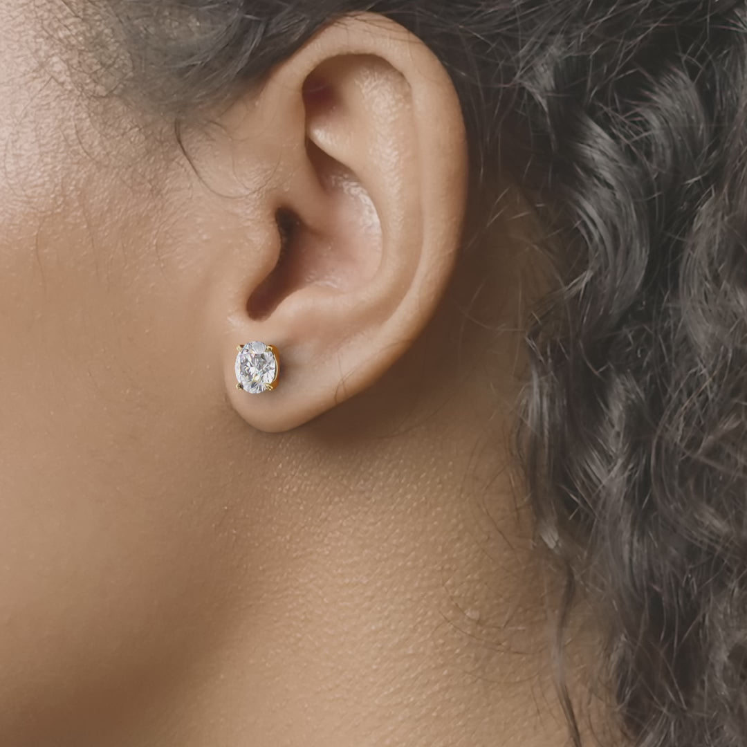 Stud Earrings Set With Round Lab Diamonds