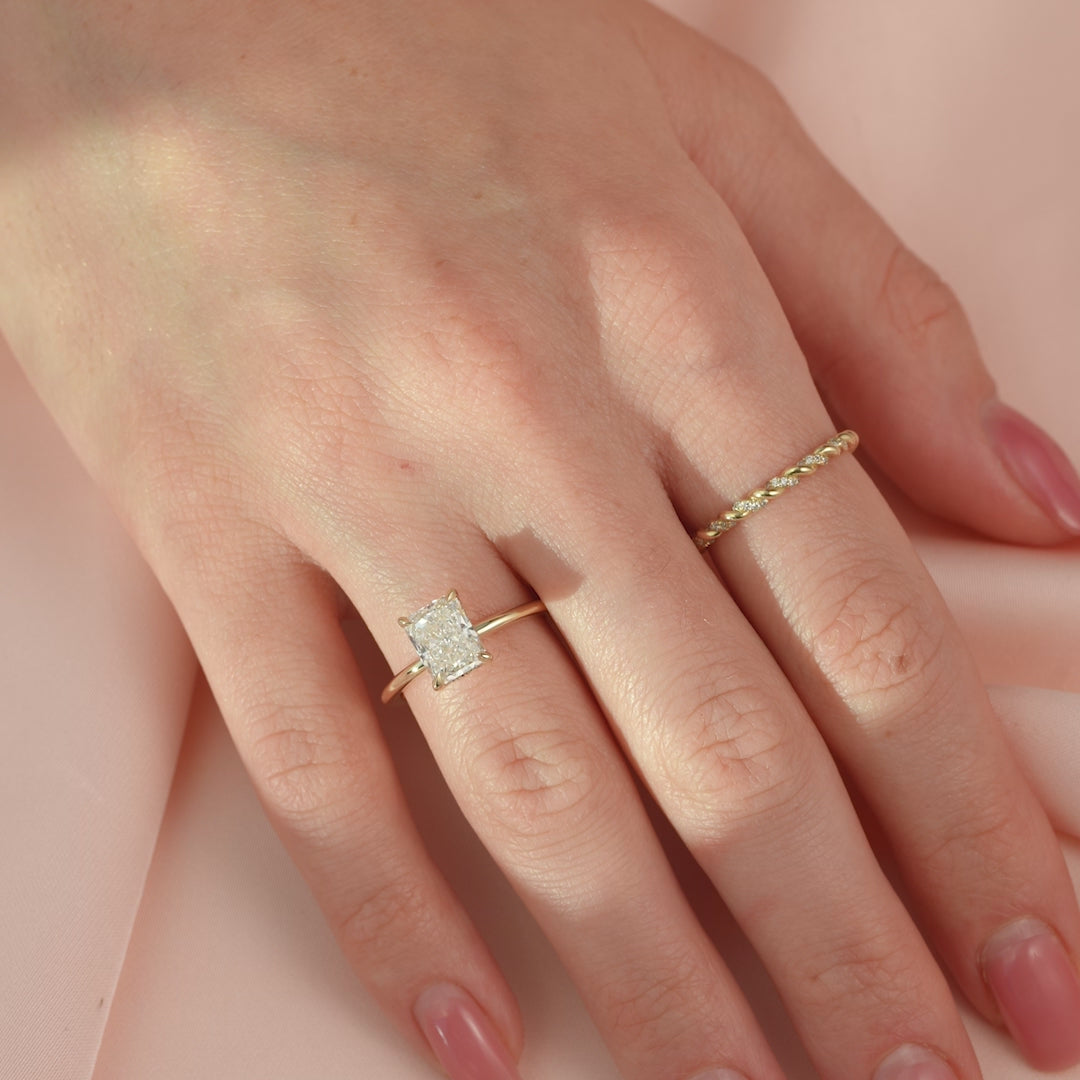 The Kamellie Set With A 2 Carat Radiant Lab Diamond