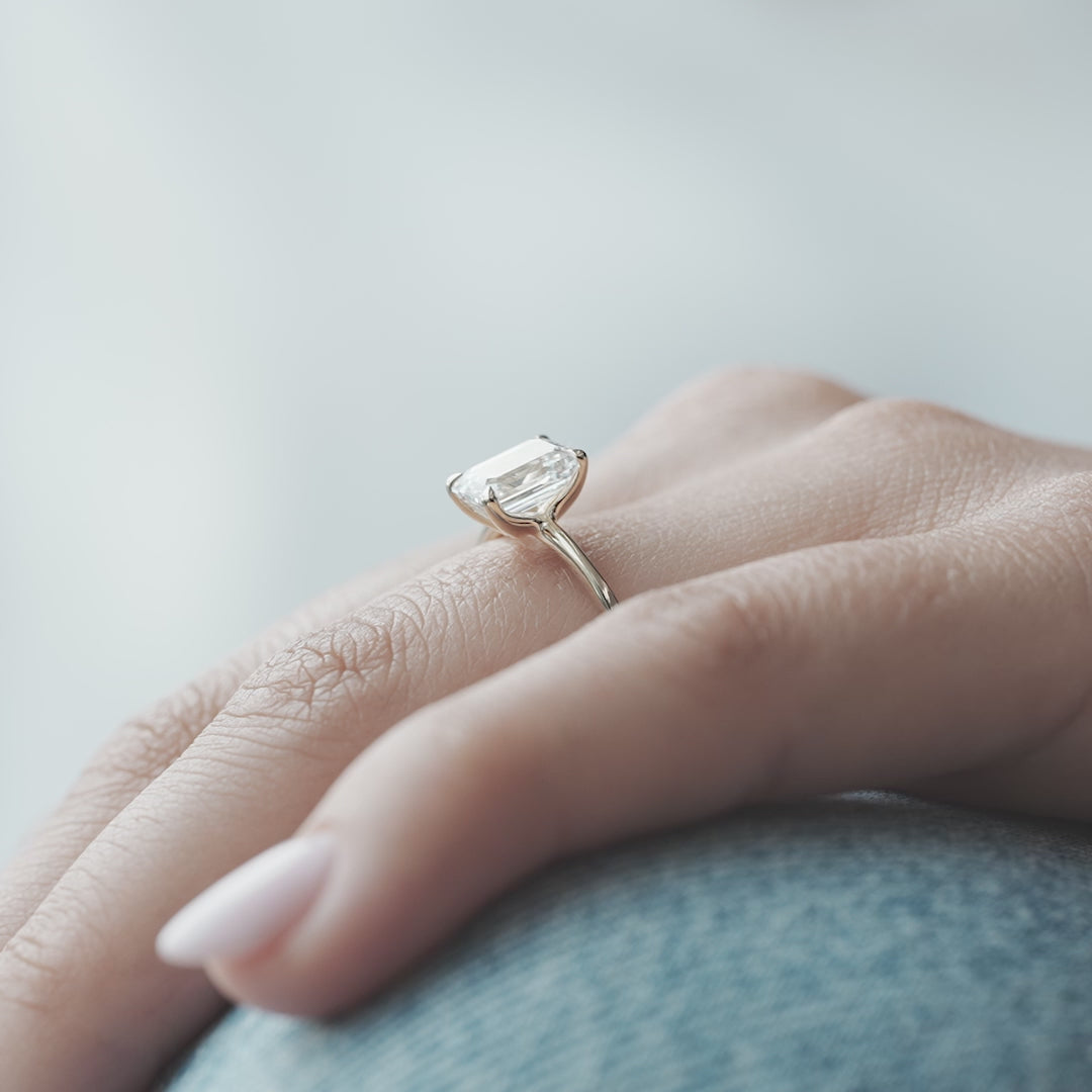 The Ashley Set With A 2 Carat Radiant Lab Diamond