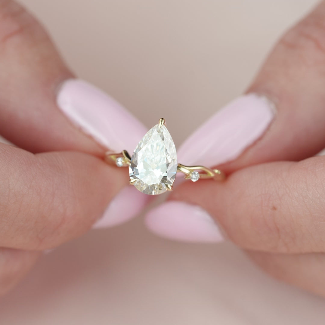 The Twig Set With A 2 Carat Pear Lab Diamond