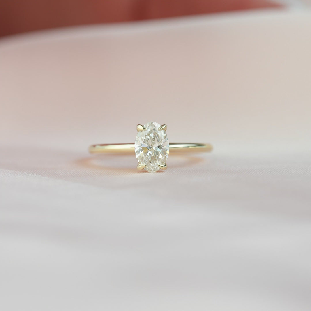 The Kamellie Set With A 2 Carat Oval Lab Diamond