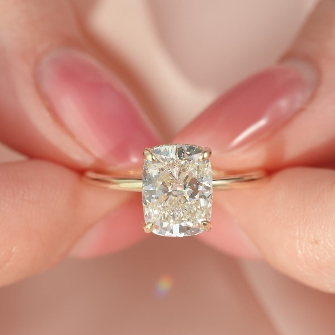 The Kamellie Set With A 2 Carat Elongated Cushion Lab Diamond