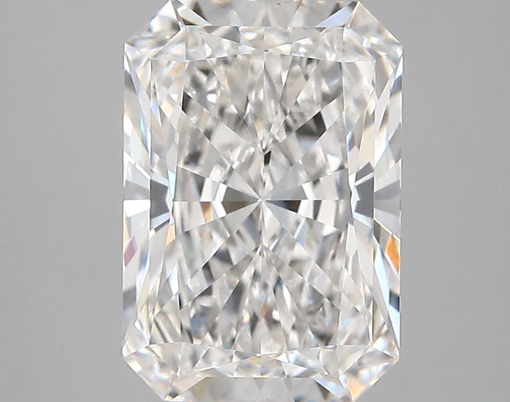 4.33 Carat Radiant Shaped, Very Good Cut, E Color, VVS2 Clarity, IGI Certified Lab Grown Diamond